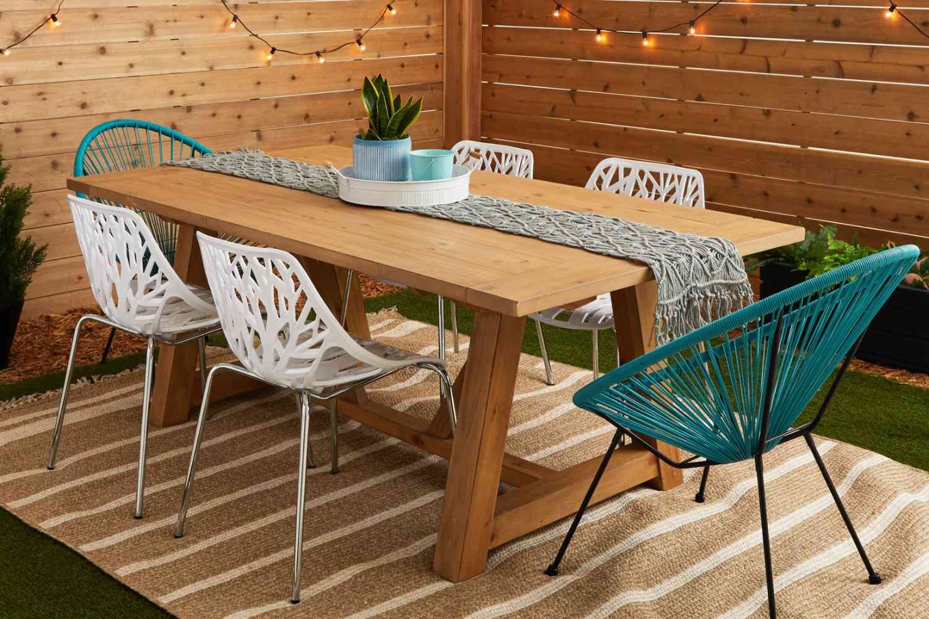 DIY Outdoor Table Plans